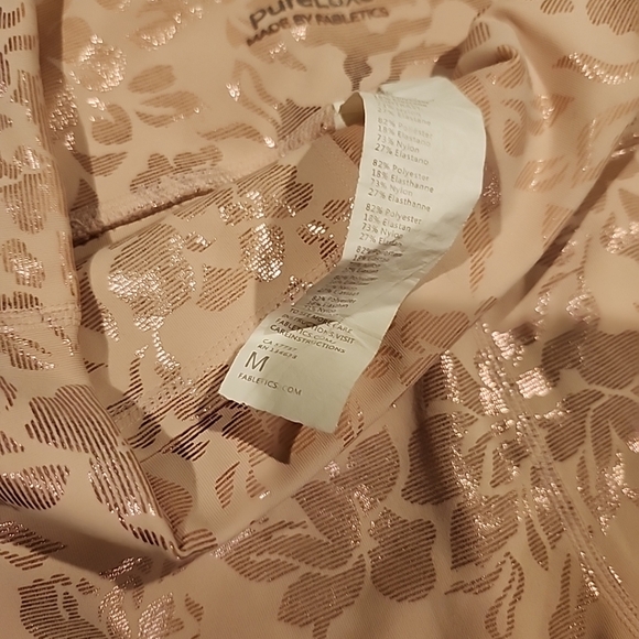 Fabletics Oasis PureLuxe Pink Metallic Foil Floral High-Waisted Leggings Medium - Picture 3 of 3